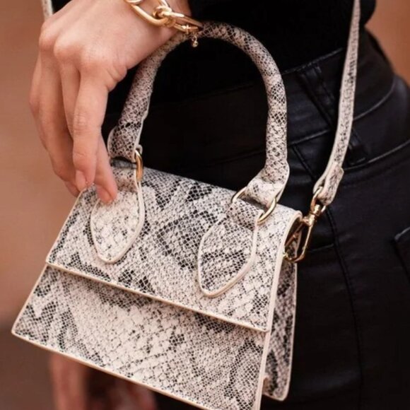 Urban Expressions Snakeskin Mini Bag with Gold Chain Strap. - Picture 1 of 4